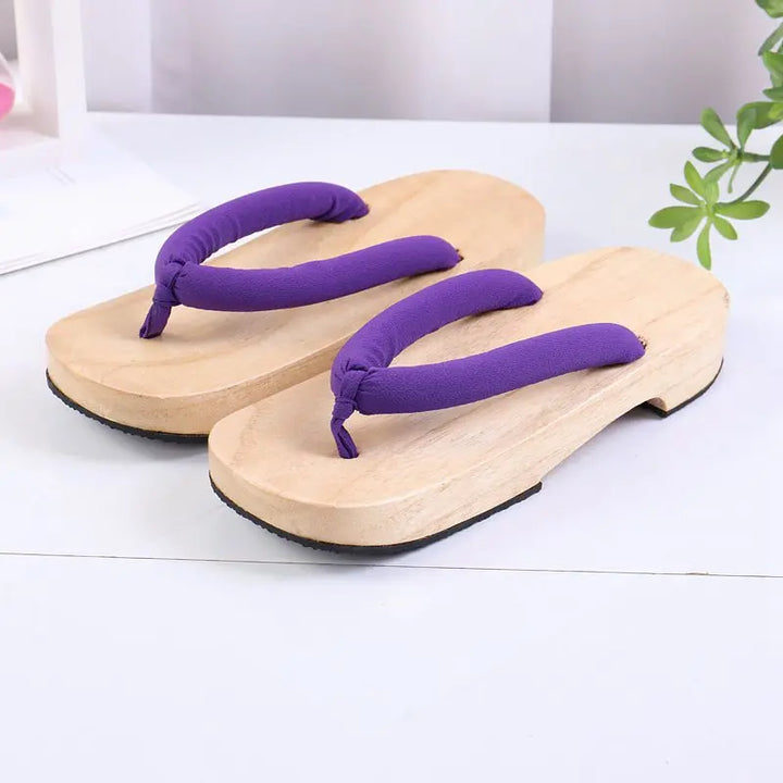 Geta Japonaise en Bois Naturel Violet