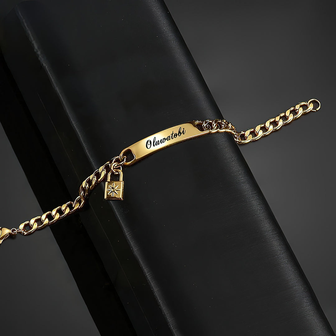 Gourmette Japonaise Personnalisée avec Charm Cadenas doré
