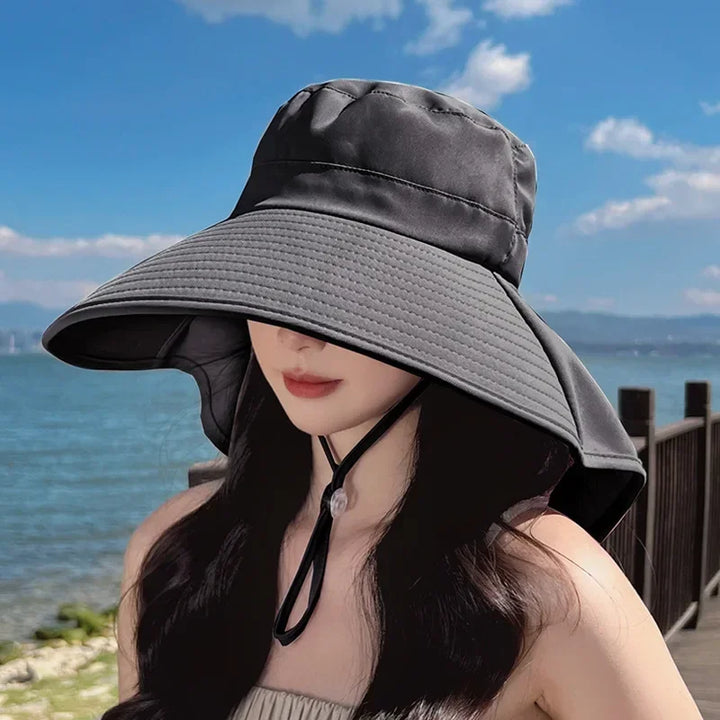 Grand Chapeau à Couvre-Nuque Noir