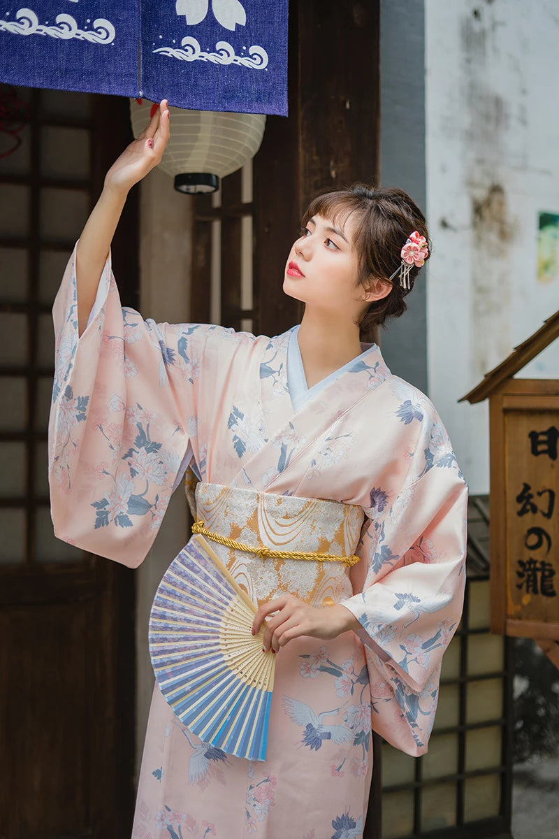 Kimono Traditionnel Rose Pastel