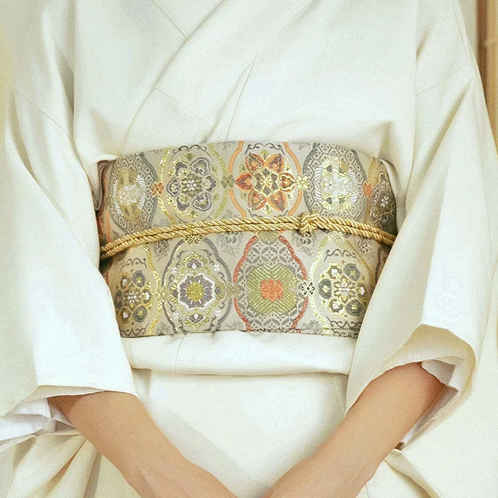 Kimono Japonais Femme Blanc Ceinture traditionnelle