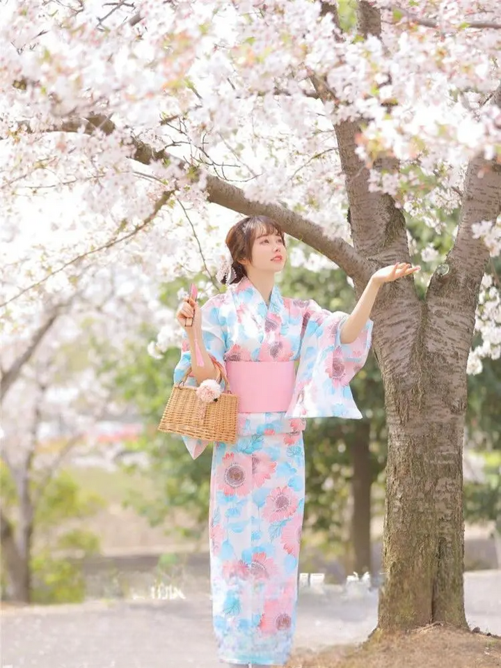 Kimono Japonais Estival Fleuri Chic