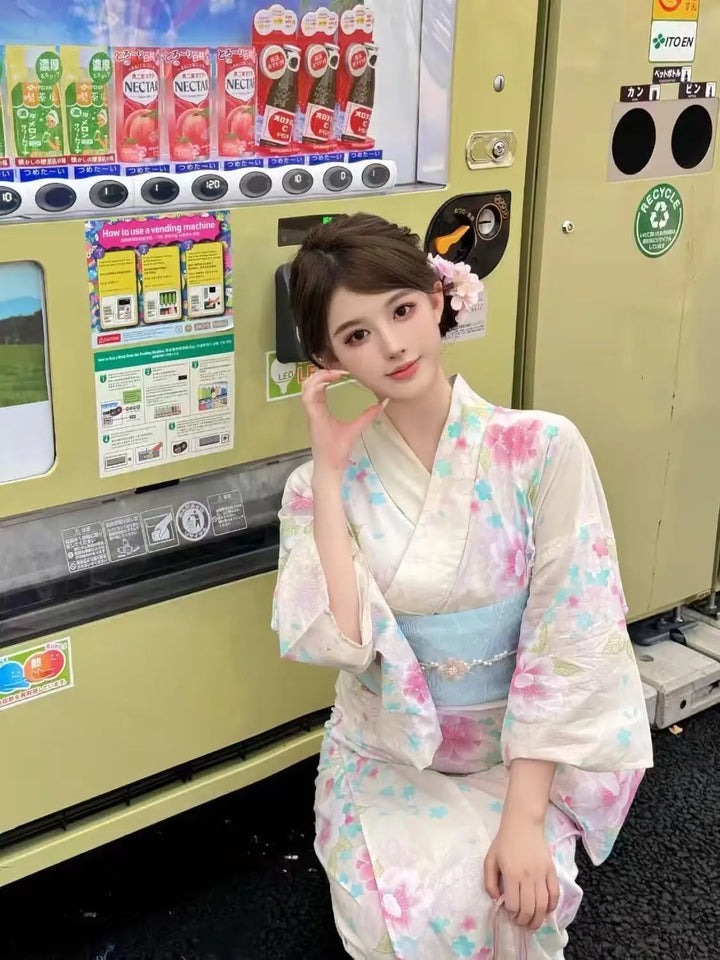 Kimono Japonais Femme Léger à Fleurs Chic
