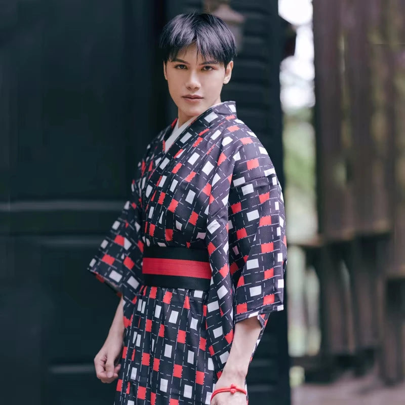 Kimono Traditionnel Homme Léger Noir et Rouge