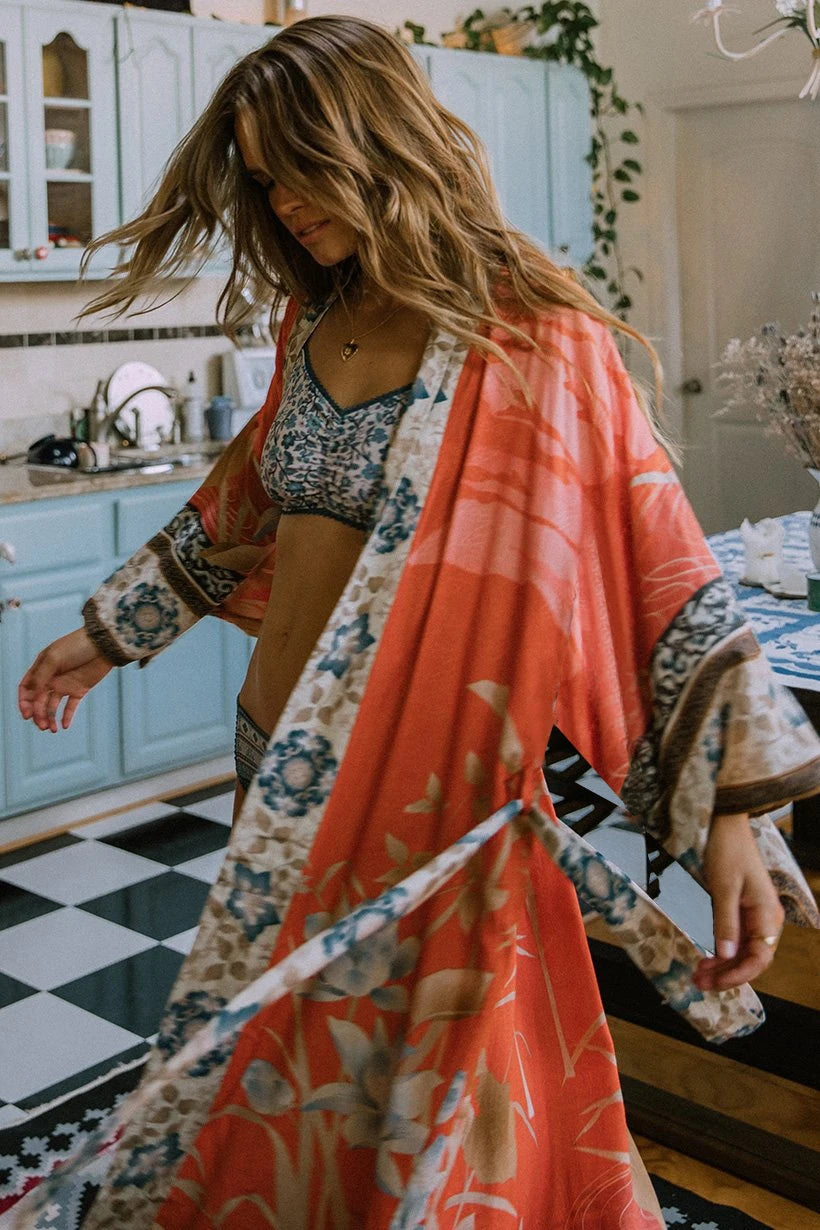 Kimono de Plage Fleuri Design Chic