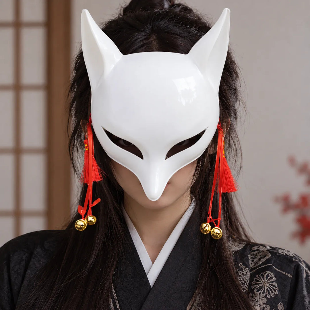 Masque blanc japonais Réaliste
