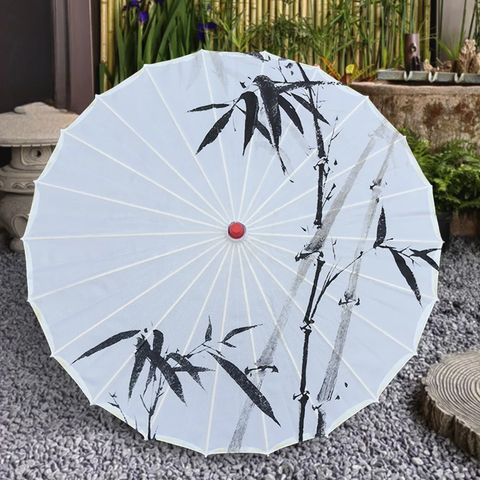 Ombrelle Japonaise Bambou Noir et Blanc Chic Légère