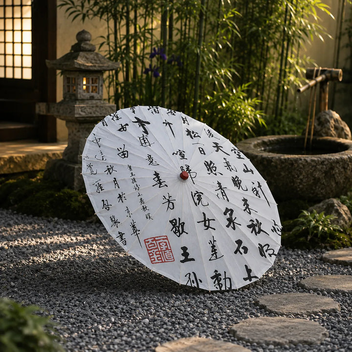 Ombrelle Japonaise Calligraphie Noir et Blanc Chic