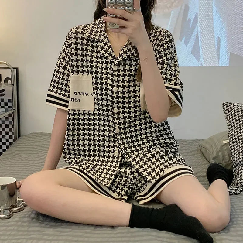 Pyjama Japonais Blanc et Noir Stylé