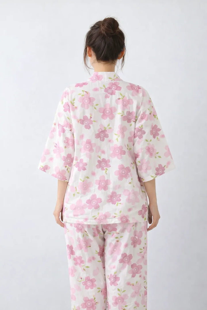 Pyjama Japonais à Fleurs Roses Chic