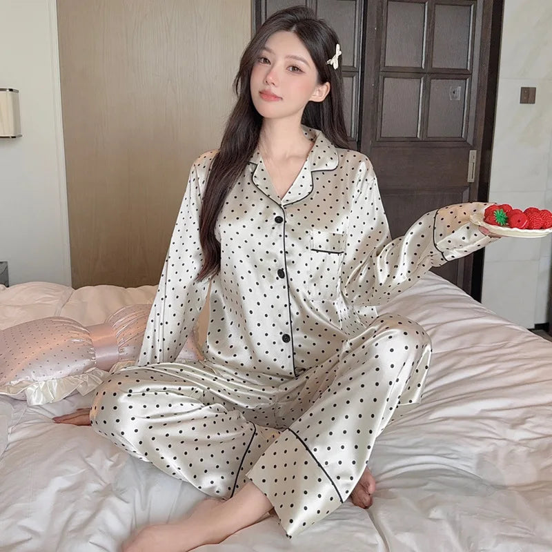 Pyjama Japonais Soyeux à Pois