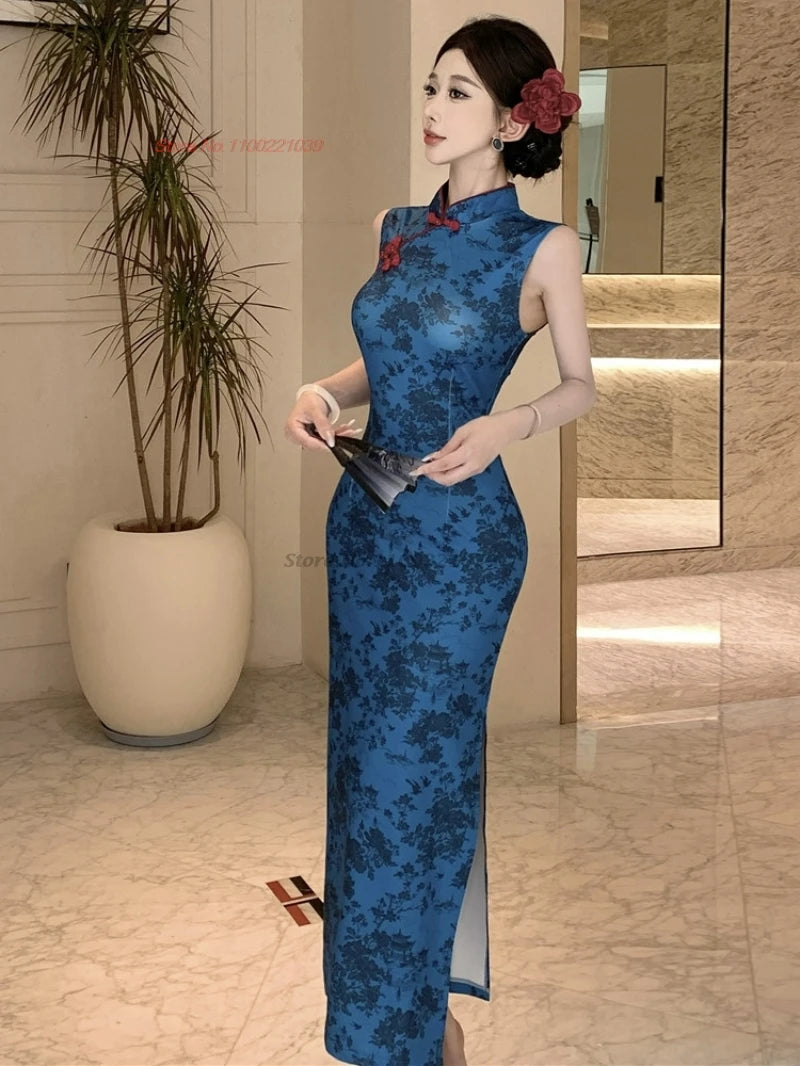Robe Japonaise Bleue Près du Corps Chic
