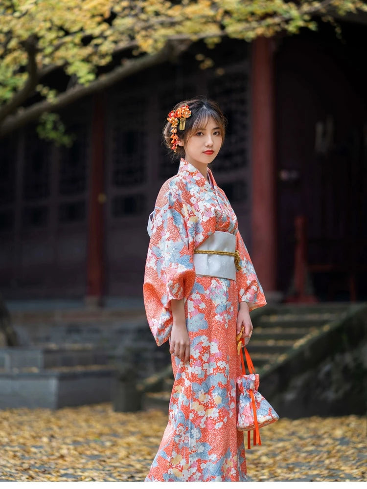 Kimono Japonais Fleuri Femme Traditionnel