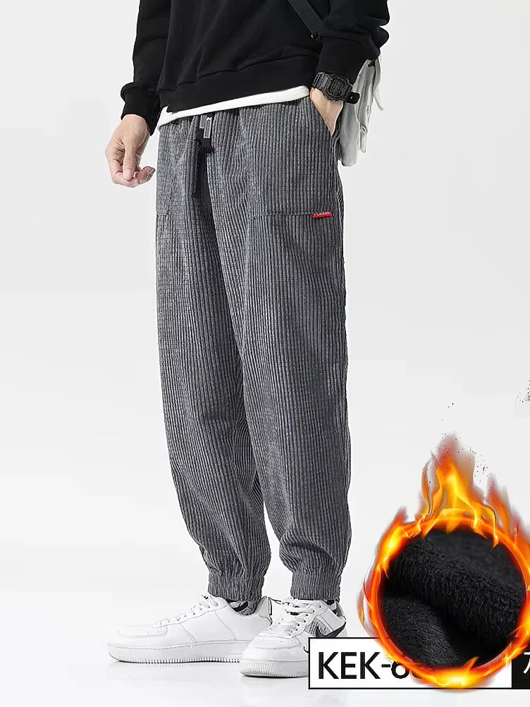 Japanische Baggy-Samthose