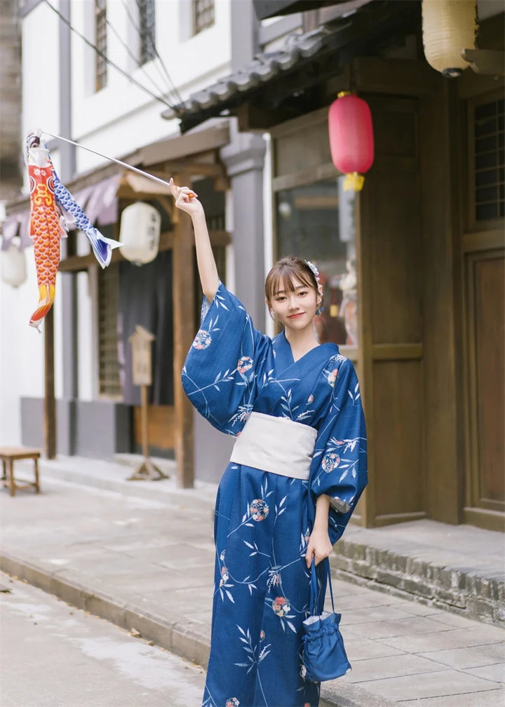 Kimono Bleu Traditionnel Japonais