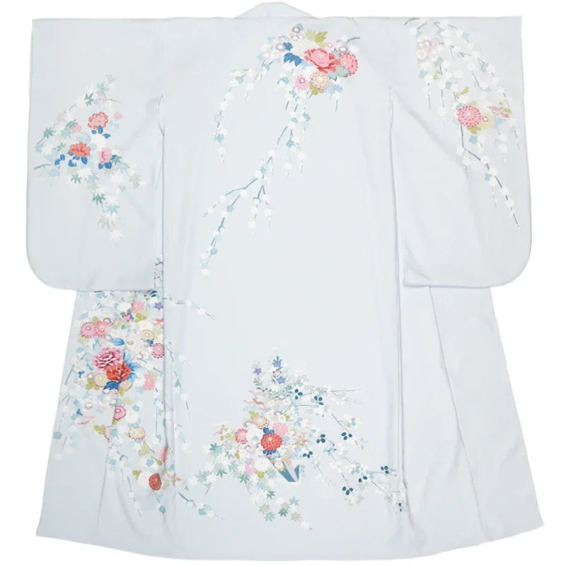 Kimono Traditionnel Blanc Elegant en tissu doux