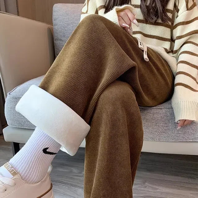 Pantalon Japonais Femme en Velours Côtelé Marron