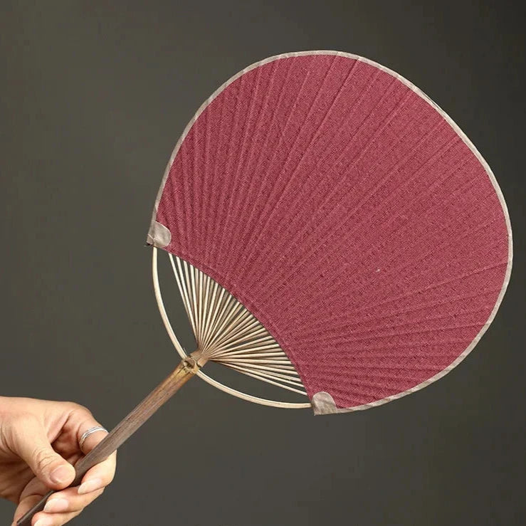 Éventail japonais uchiwa rouge au vin 