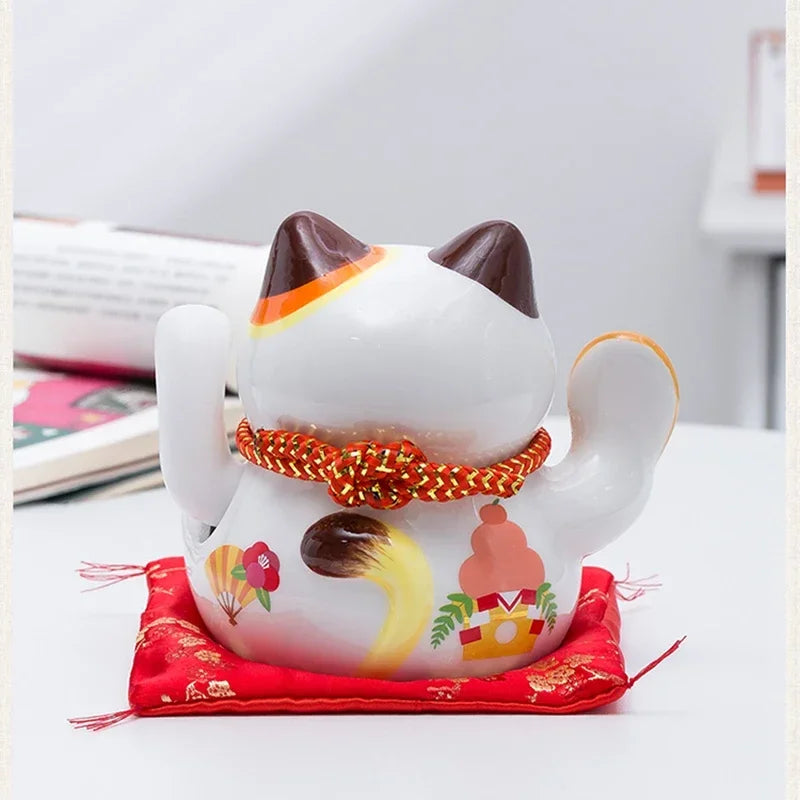 Maneki neko patte droite