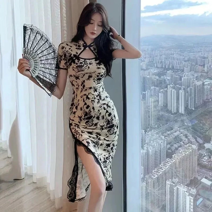Robe Japonaise Élégante avec Fente 