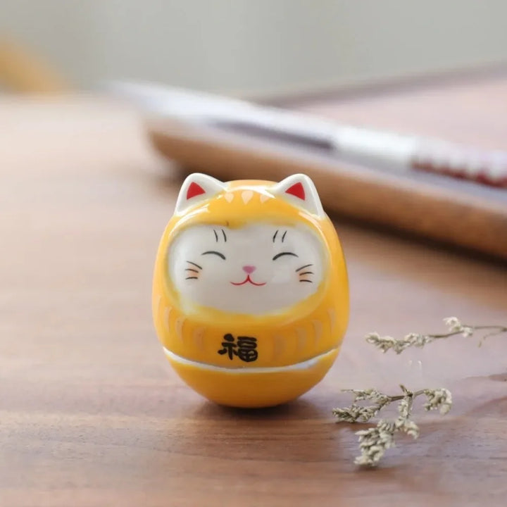 Daruma chat jaune