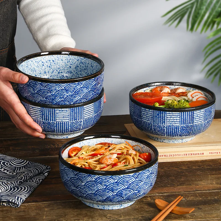 Blaue japanische Schüssel