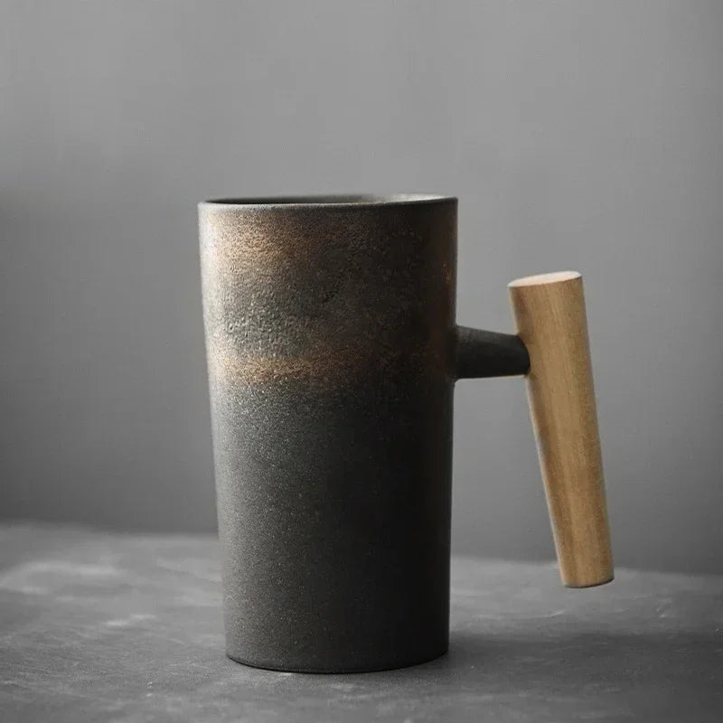 Japanischer Steinzeugbecher