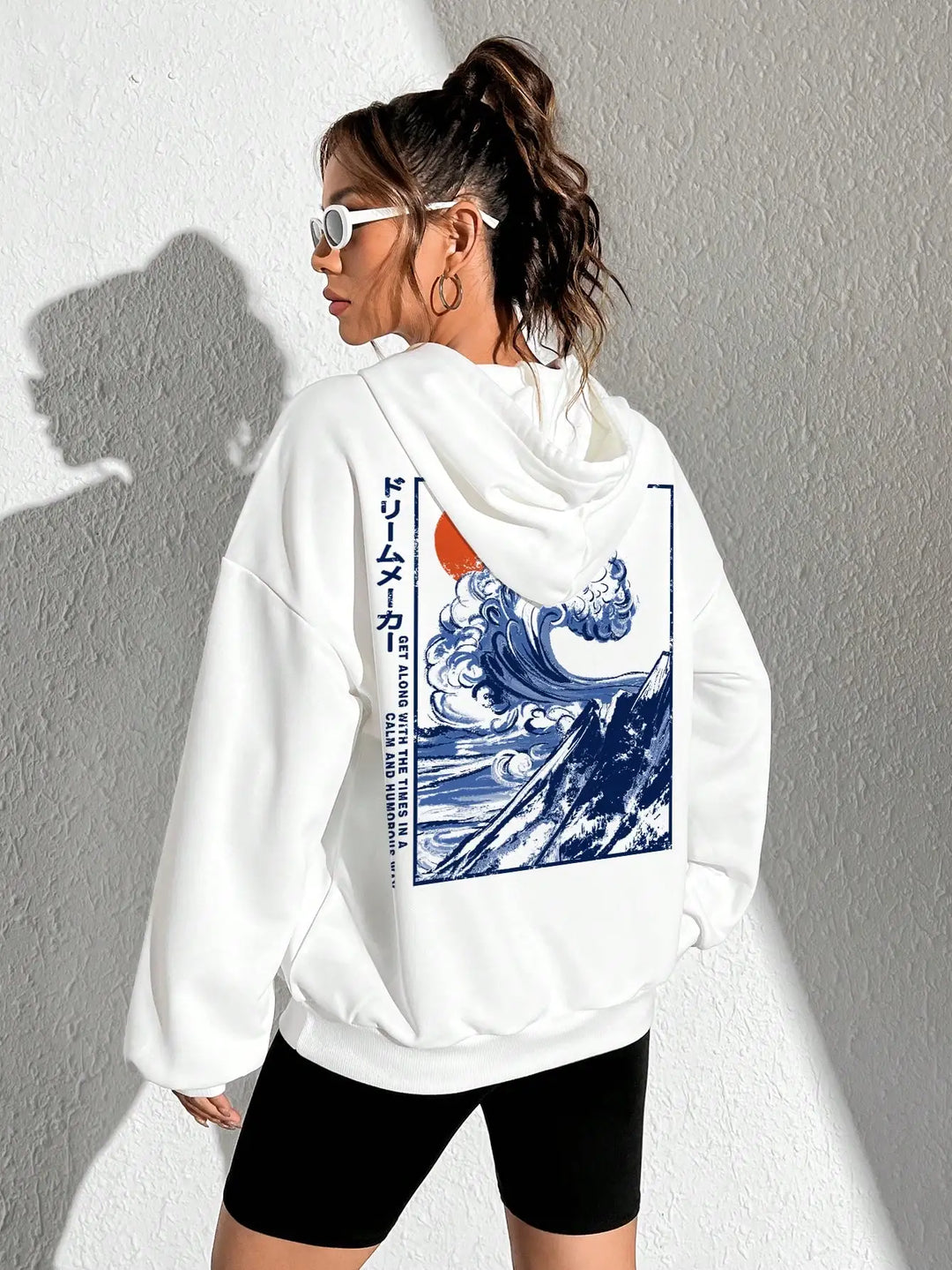 Sweat Japonais Vague Design 