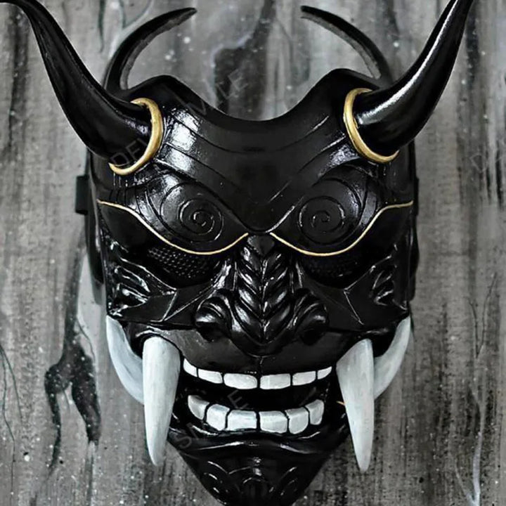 Masque demon japonais noir 