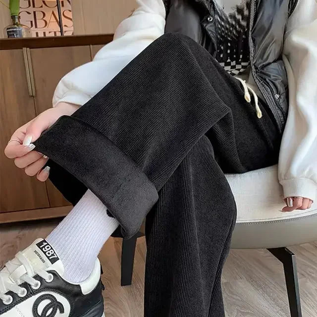 Pantalon Japonais Femme en Velours Côtelé Noir