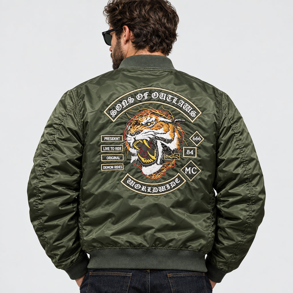 Sukajan Tête de Tigre élégant