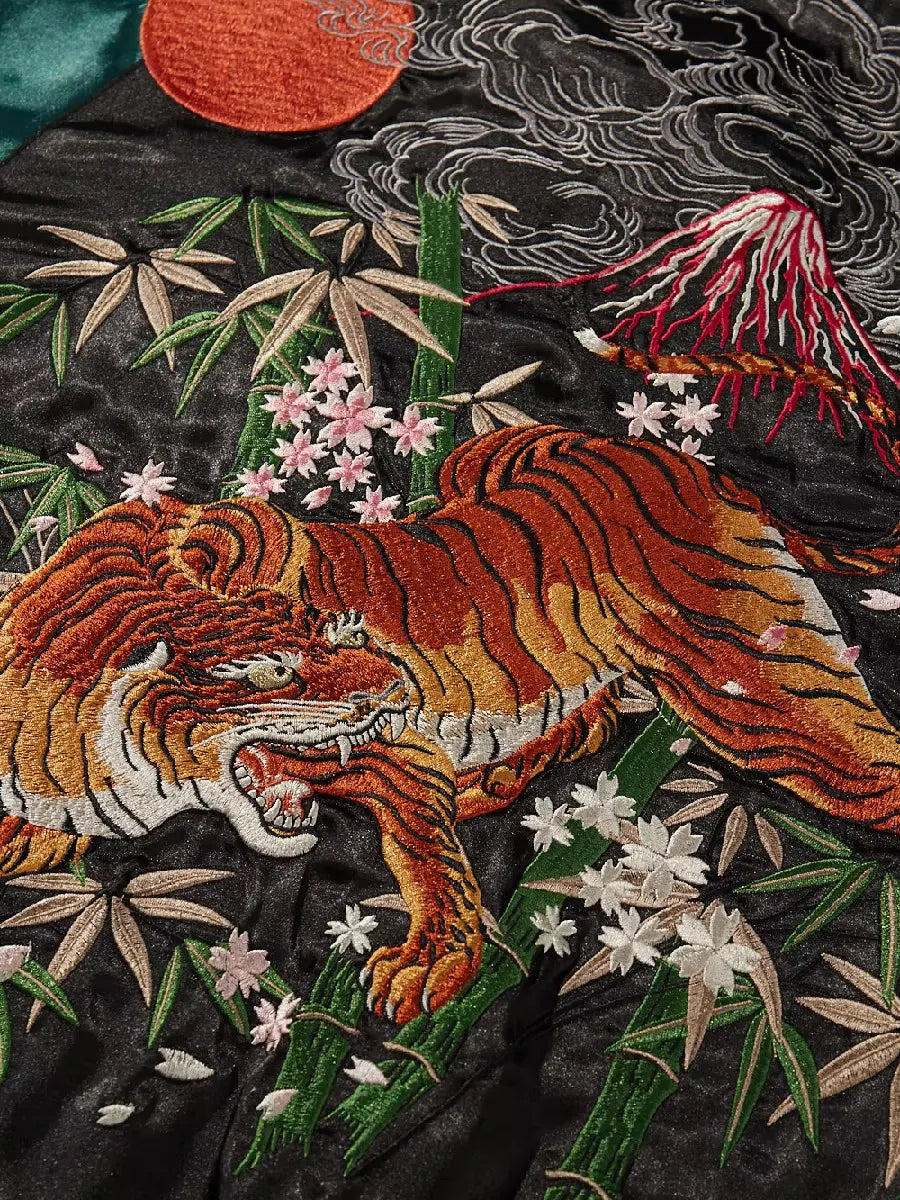 Sukajan Tigre Bambou artistique