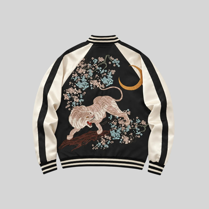 Sukajan Tigre et Fleurs de Cerisier