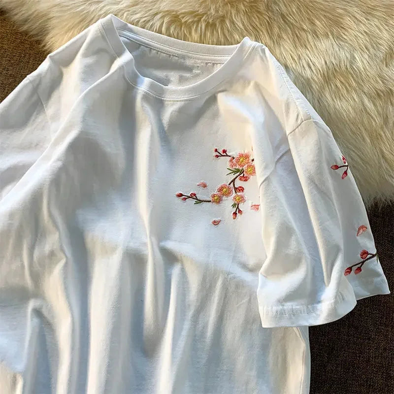 T-Shirt Japonais Femme Brodé Sakura Unique