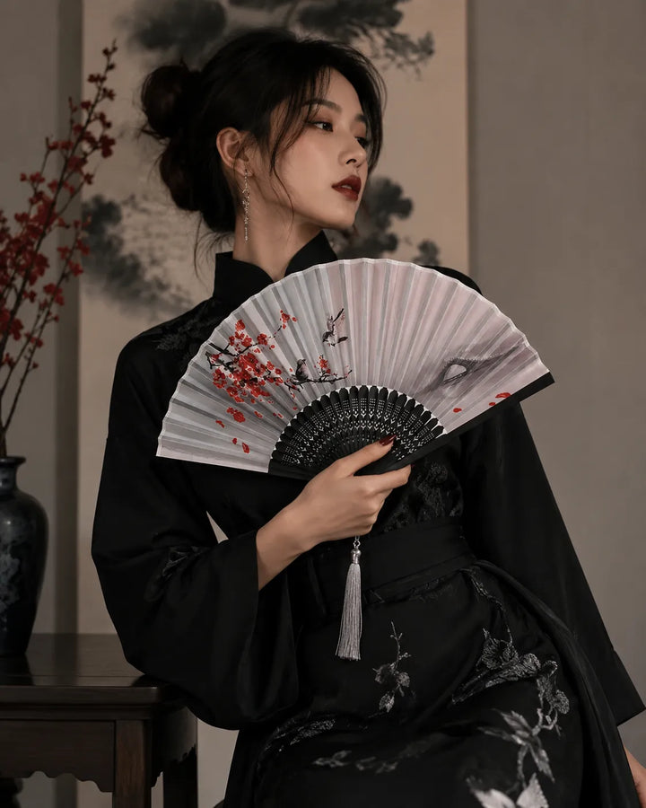 Éventail Japonais Fleurs de Cerisiers Rouge Chic