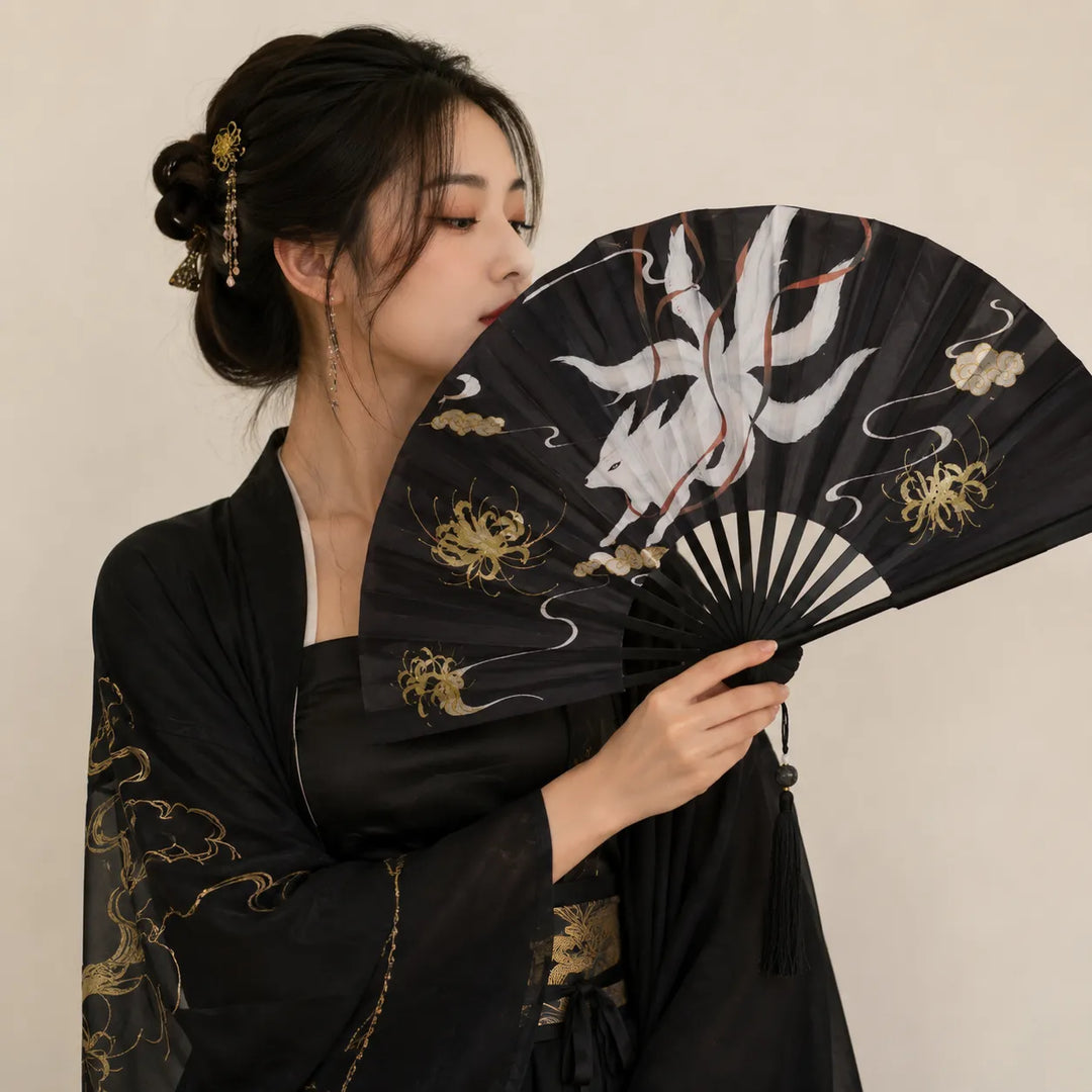 Éventail Japonais Noir Renard Chic